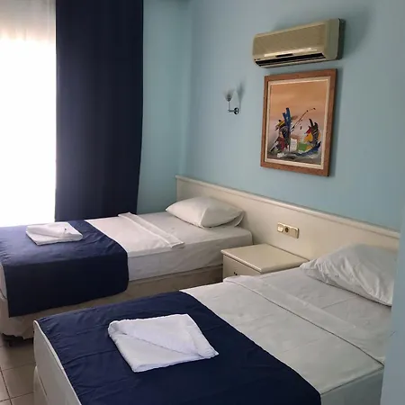 Ares Blue Szálloda Kiris